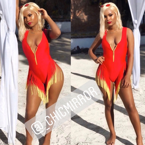 Swimsuits - Picture 2 of 4